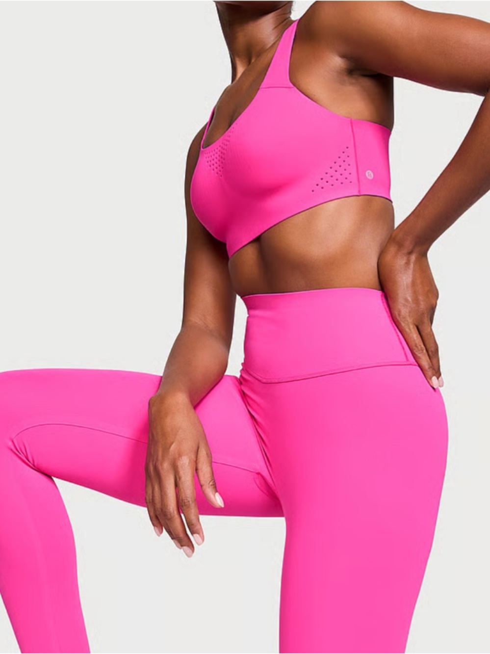 NWT $55 Victoria’s Secret Sport VSX Featherweight Max Sports Bra Forever Pink